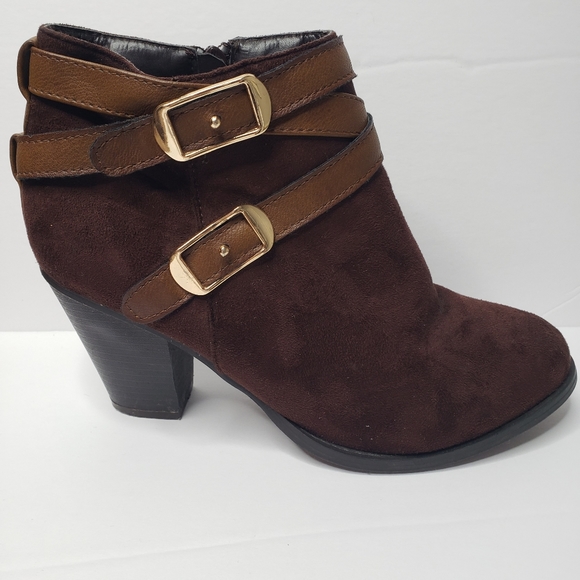 denny block heel bootie